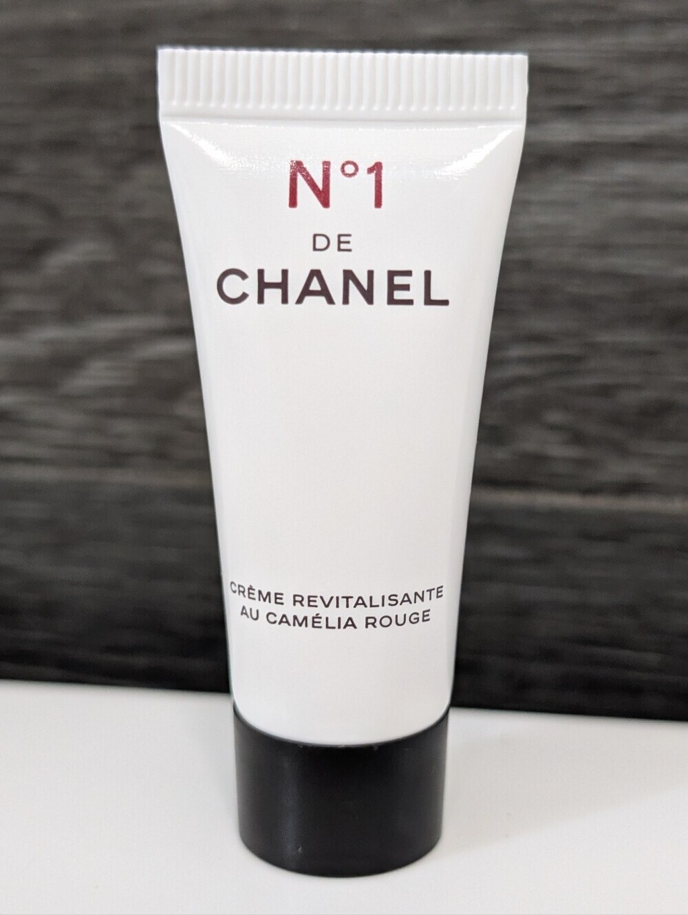 New! Chanel N°1 De Chanel Revitalizing Face Cream